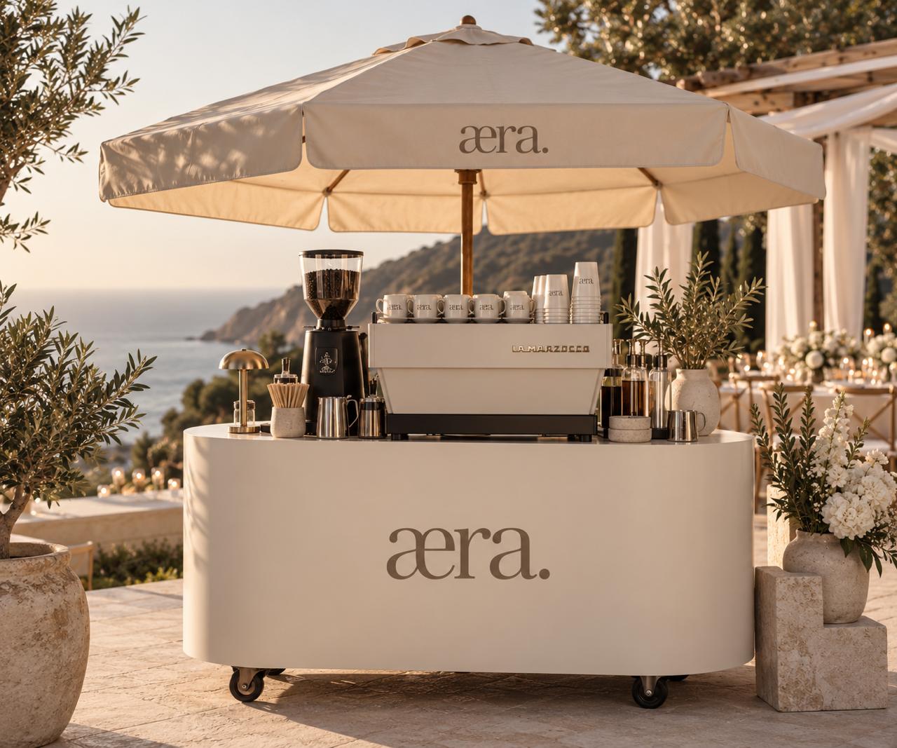The official æra Signature Mobile Stand